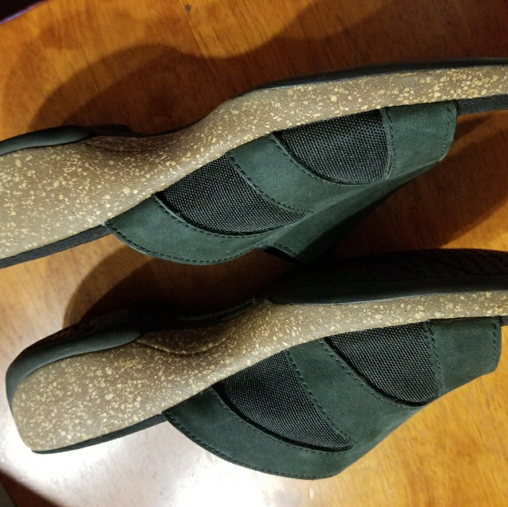 Merrell sandels